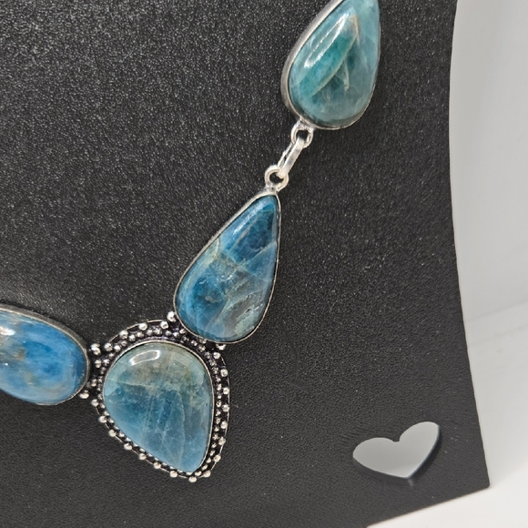 5 Stone Blue Appatite Necklace 18" NWOT - Picture 6 of 9
